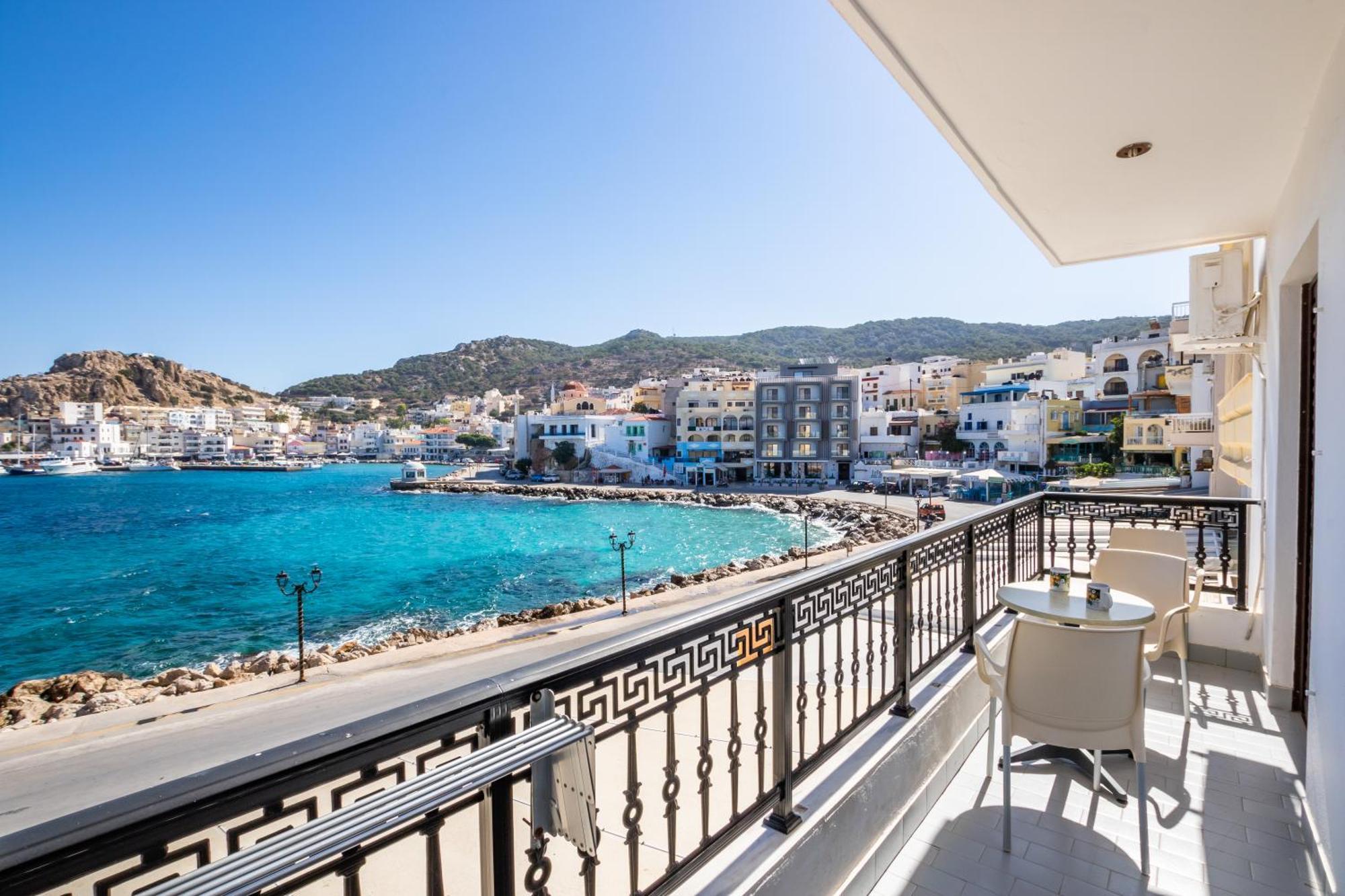 Aparthotel P I G A D I A B A Y Karpathos Esterno foto