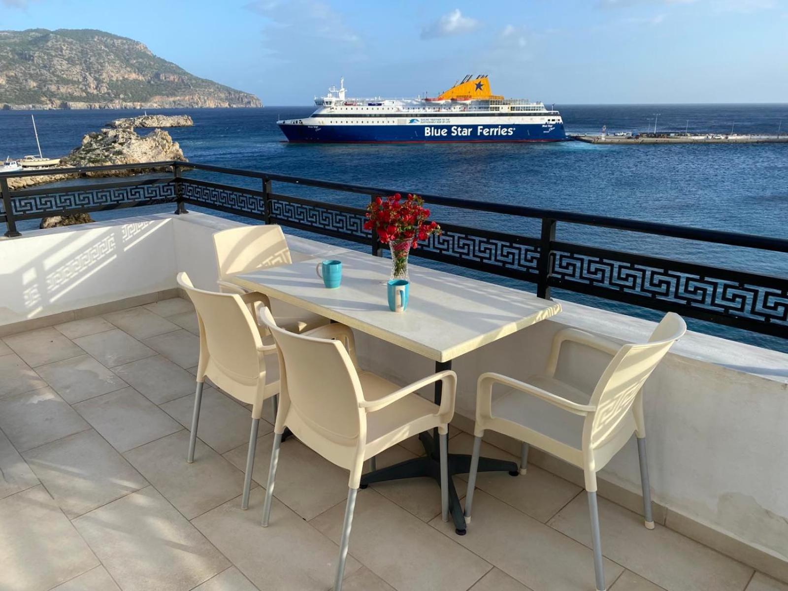 Aparthotel P I G A D I A B A Y Karpathos Esterno foto